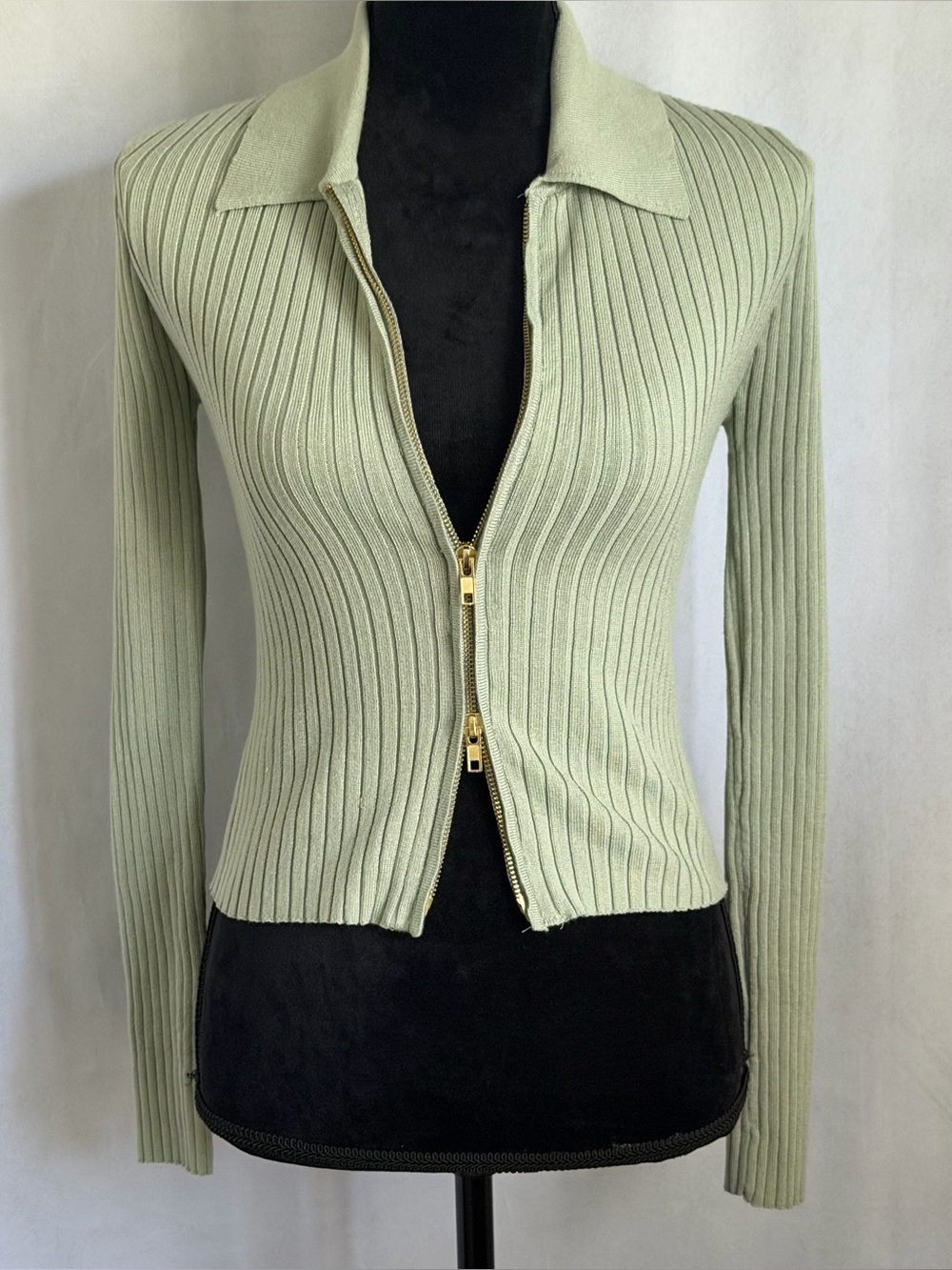 Cardigan Sweater Jrs M Green Ribbed Collared Full Zip Knit Preppy Coquette